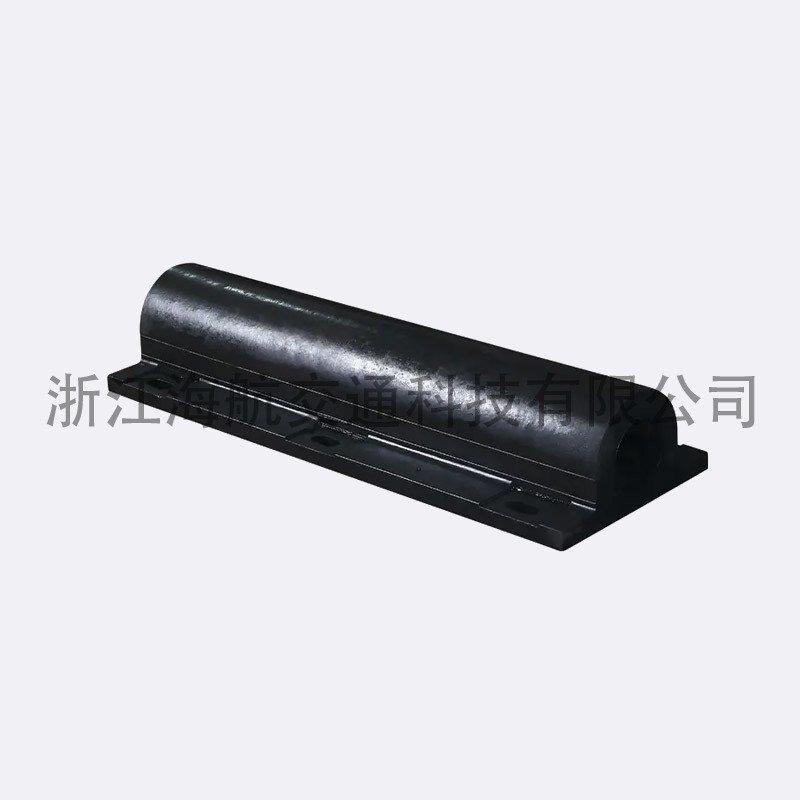GD型橡膠護舷適用于框架式碼頭"