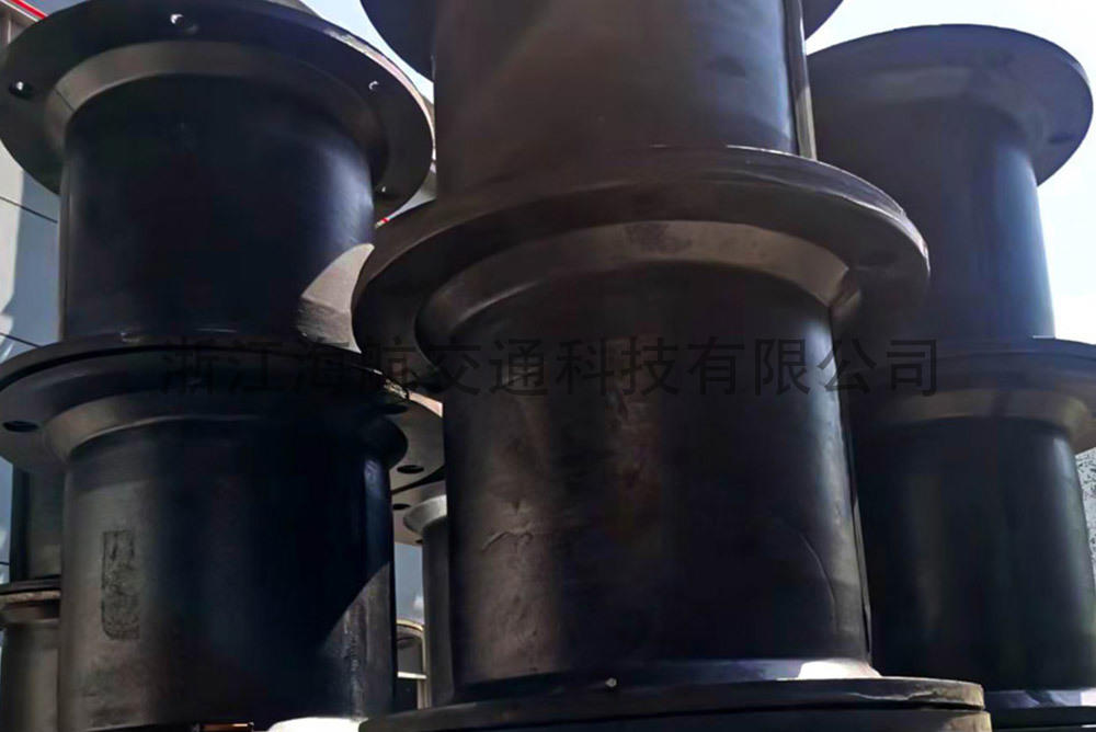 存放橡膠護(hù)舷及配件的要點(diǎn)